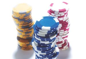 poker-chips-clear
